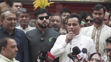 ঢাকা-৬: প্রার্থিতা প্রত্যাহার করে ইশরাককে সমর্থন দিলেন গণঅধিকারের ফখরুল