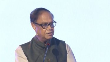 সুদের হার না কমিয়ে আর্থিক খাতকে পূর্বাবস্থায় ফেরানো যাবে না: বাংলাদেশ ব্যাংক গভর্নর