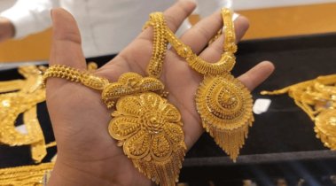 সোনার বাজারে উত্তাপ, ভেঙে দিলো আগের সব রেকর্ড